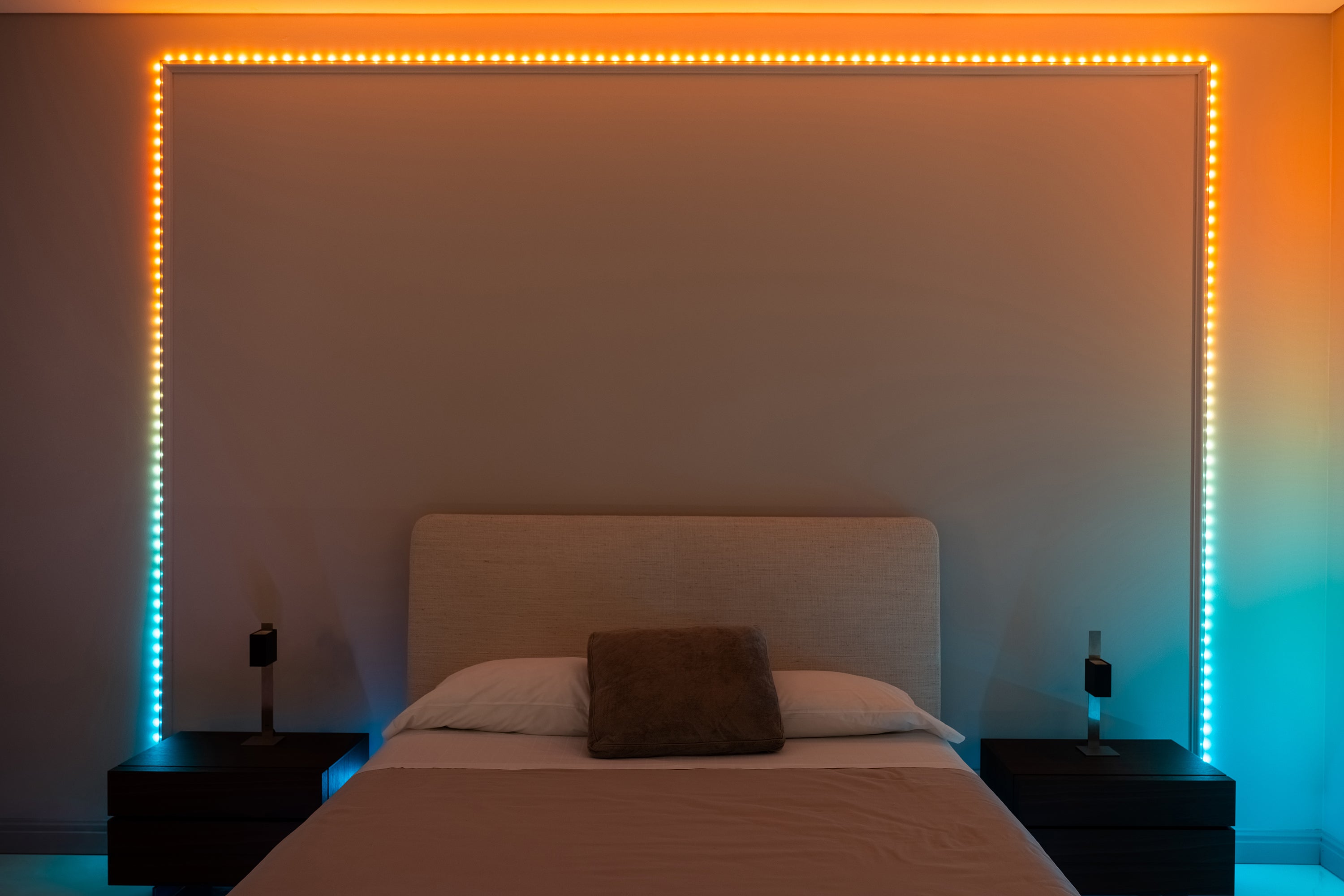 Twinkly Dots – LED lichtsnoer met 200 RGB - 10 meter - IP 44 - Zwart